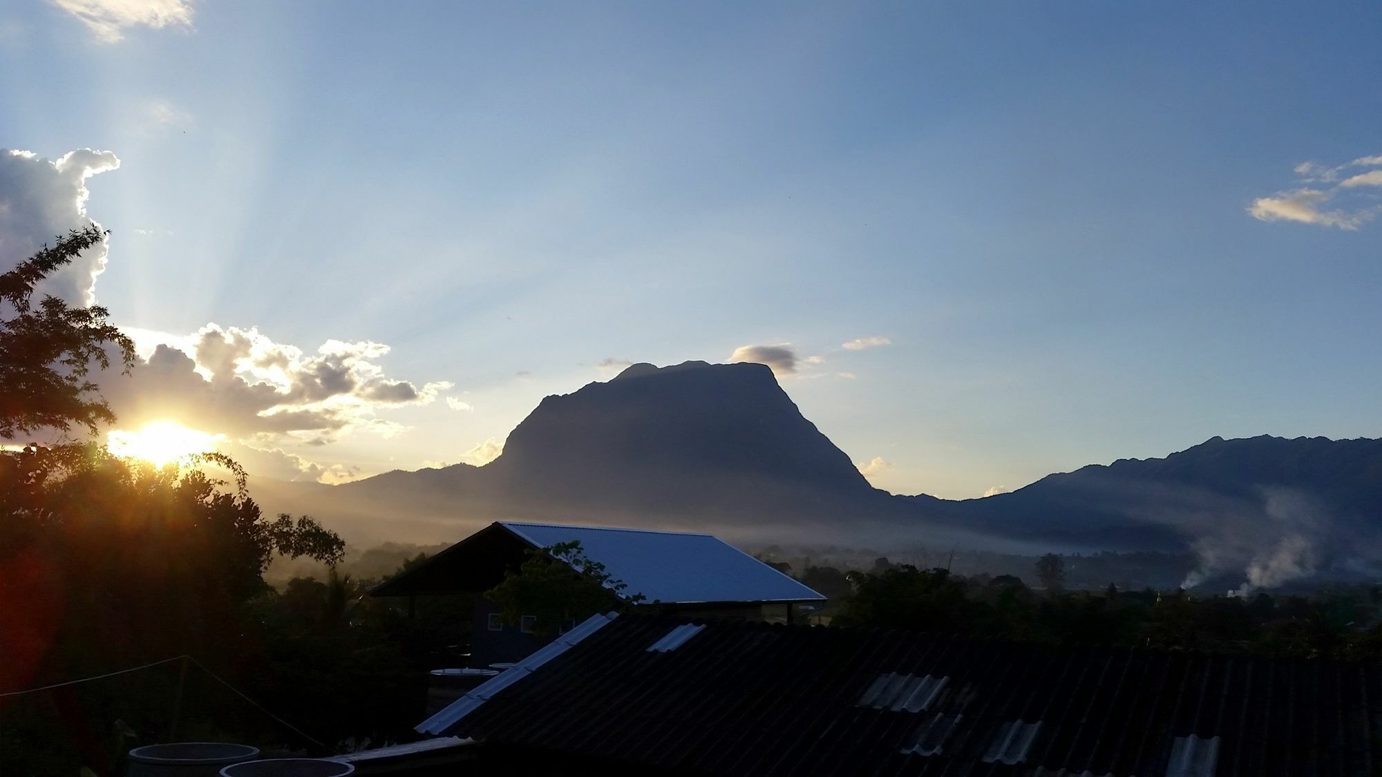 Baan Aingdoi Homestay, Chiang Dao Exterior foto